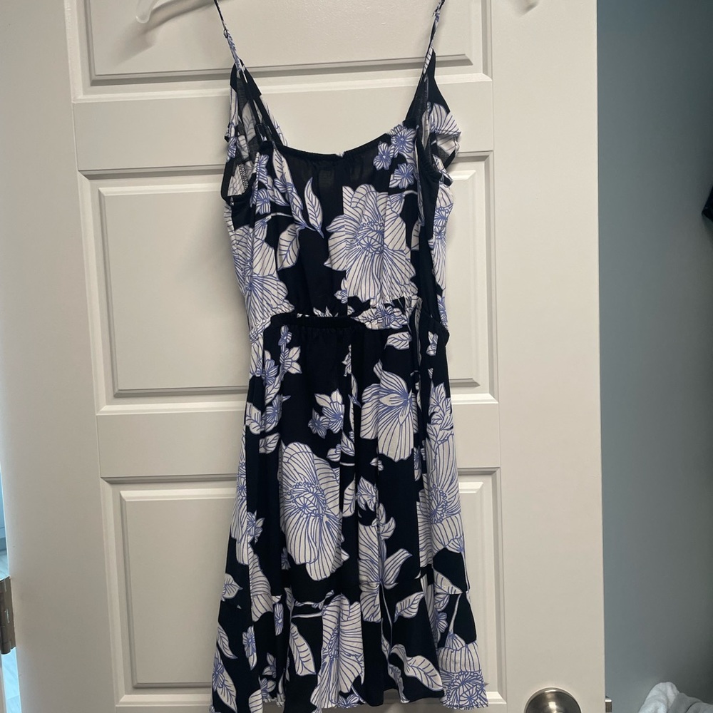 Express black floral mini dress size xs